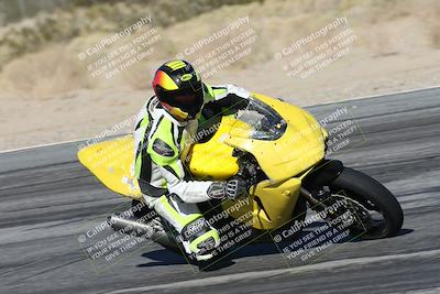 media/Dec-01-2025-Moto Forza (Mon) [[2daa91e15f]]/2-Intermediate Group/Session 4 Turn 9/